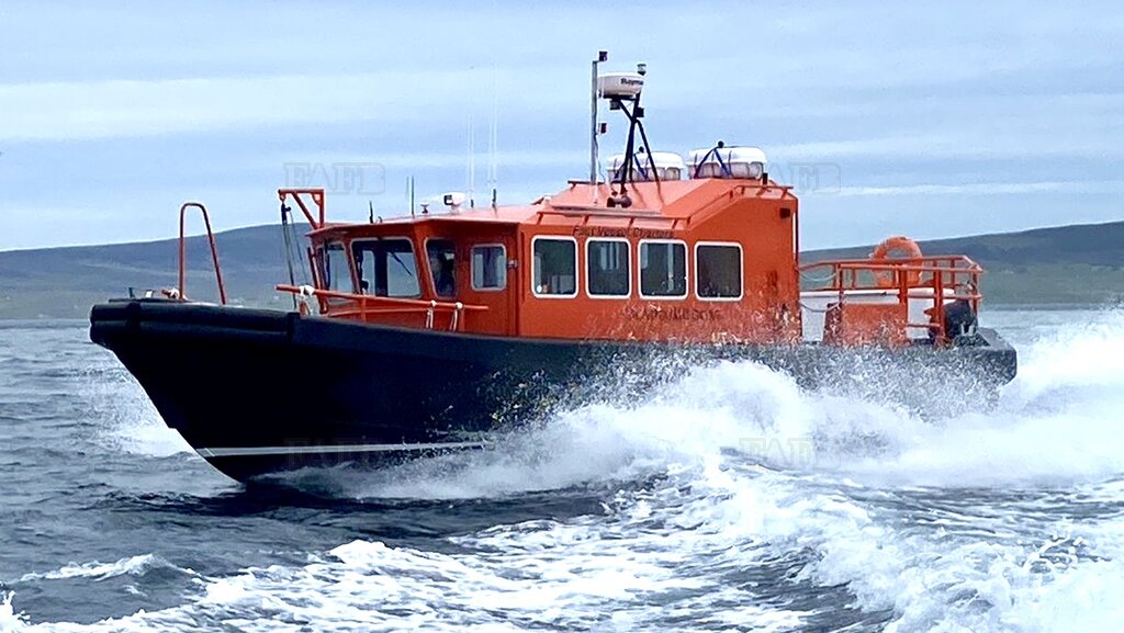 FINSPEED TWIN ENGINE MOTOR VESSEL